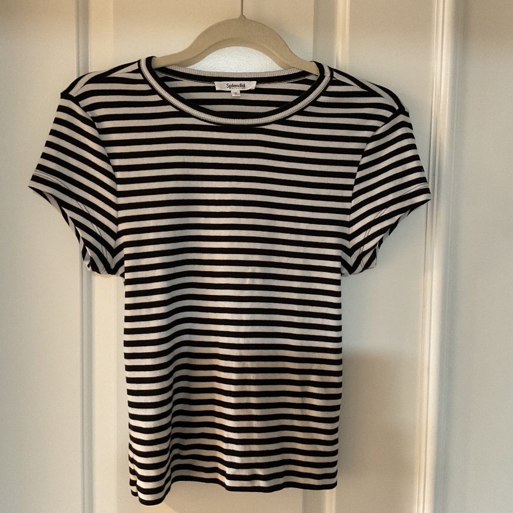 Black and white striped Splendid T shirt. New without tags
